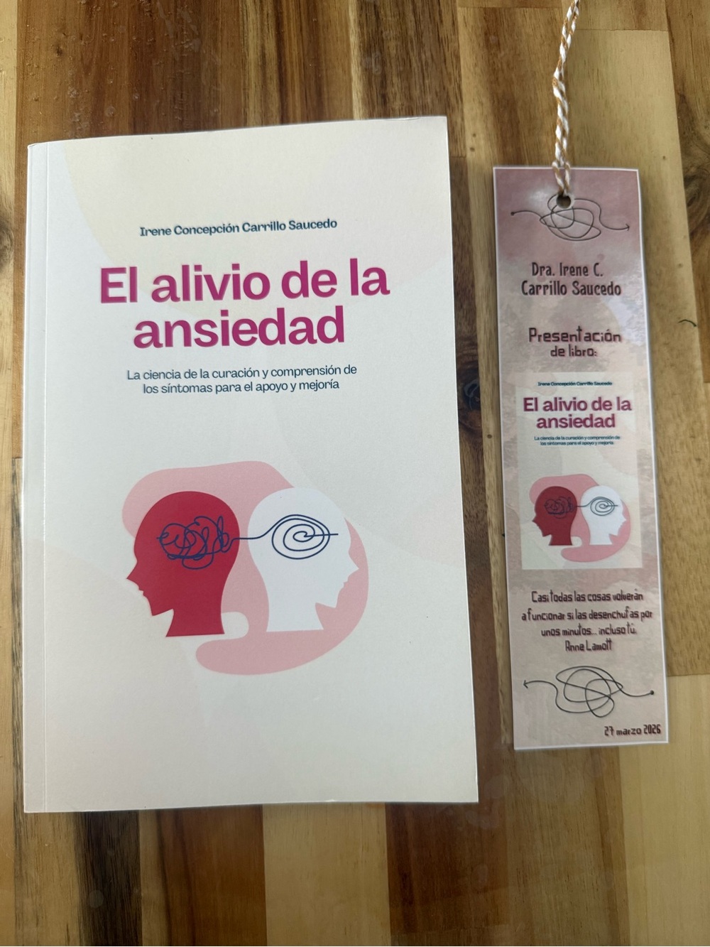 El alivio de la ansiedad - Pink Cover Self-Help Book by